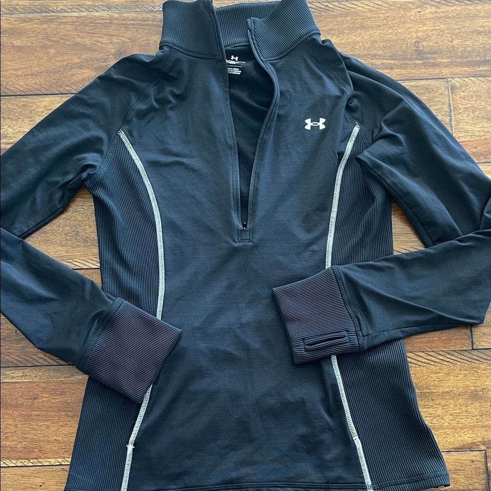 Under Armour Train All Weather 1/2 Zip Black long sleeve pullover sweatshirt XS
